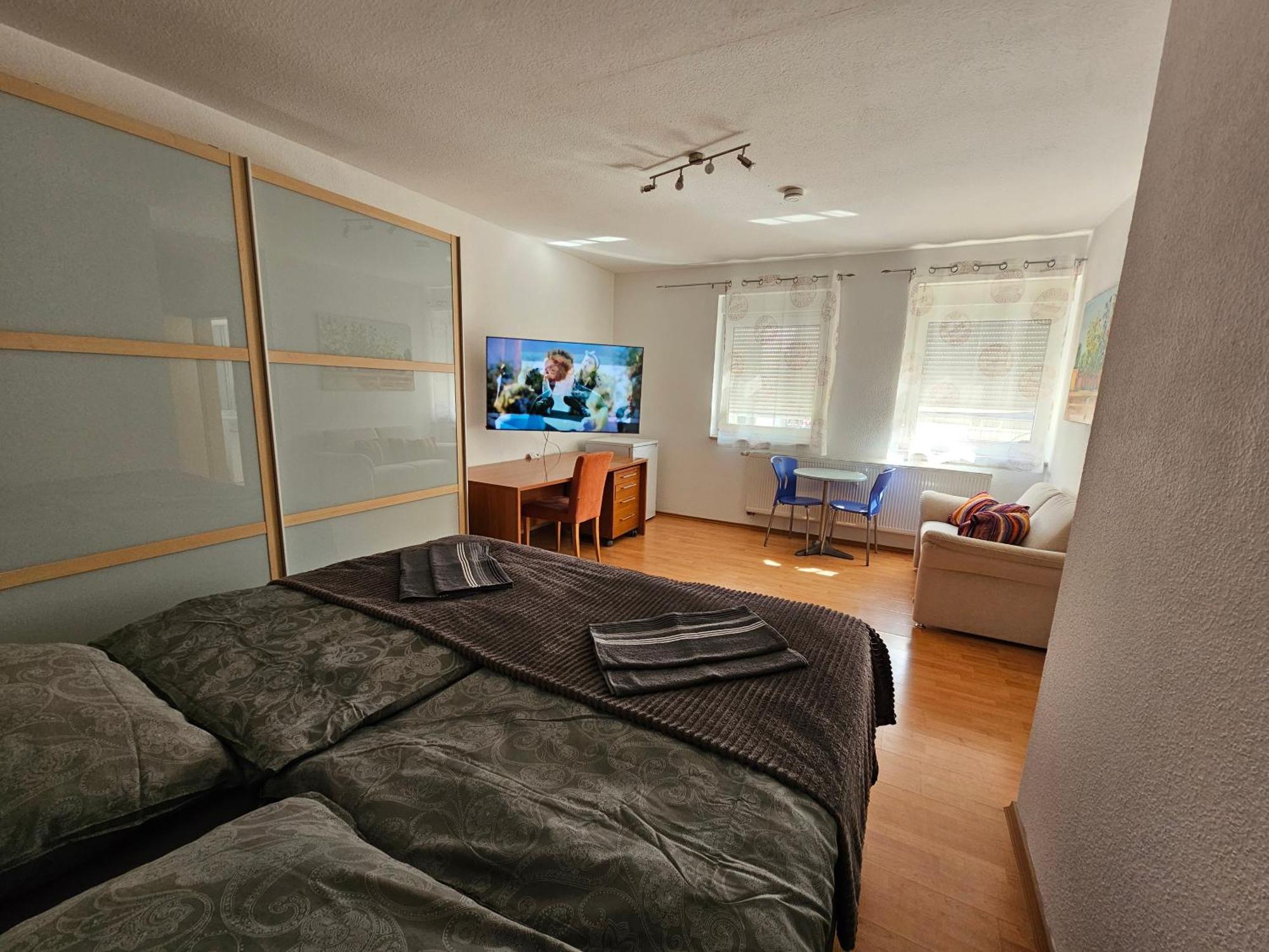 City-Close - King Bed & Free Garage Bayreuth Exterior foto